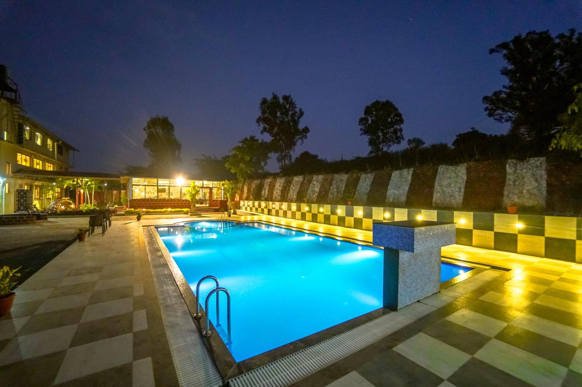 Treebo Jeevan Village Panchgani Eksteriør bilde